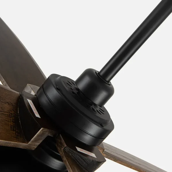 Ventilador Abrila Aquilo negro madera con luz 119,4 cm