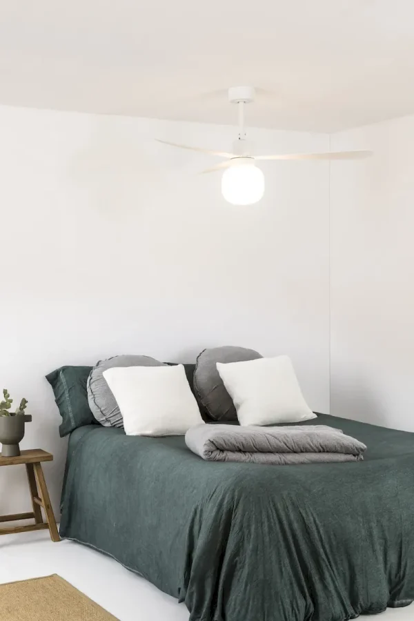 Ventilador de techo Faro Amelia Ball L Blanco Blanco Luz LED 132 cm