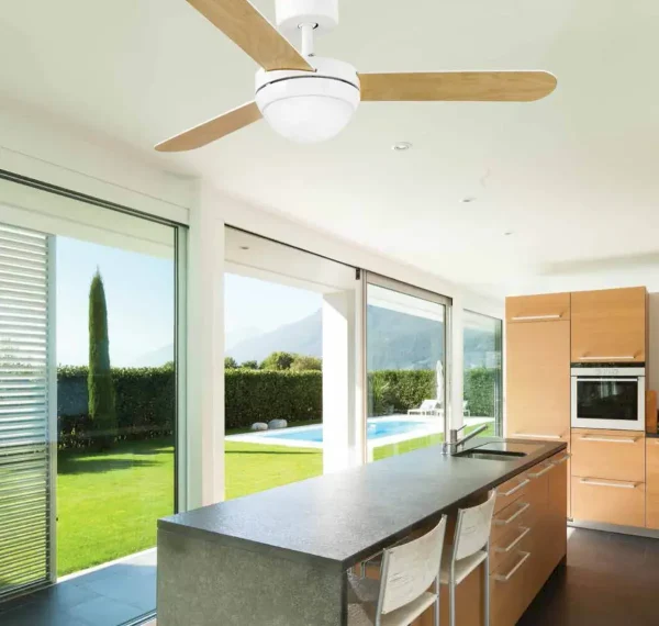 Ventilador de techo Faro Feroe S Blanco blanco o arce Con Luz 107 cm
