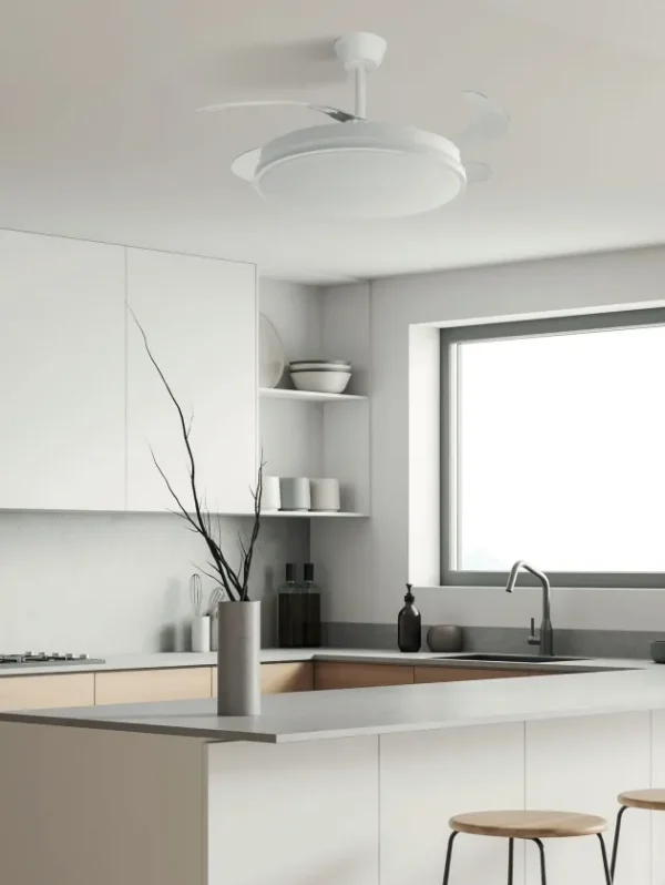 Ventilador retráctil Abrila Guerrero blanco luz LED 48-107 cm